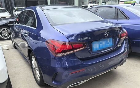 Mercedes-Benz A-Класс, 2021 год, 1 900 000 рублей, 5 фотография