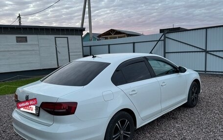 Volkswagen Jetta VI, 2016 год, 950 000 рублей, 3 фотография