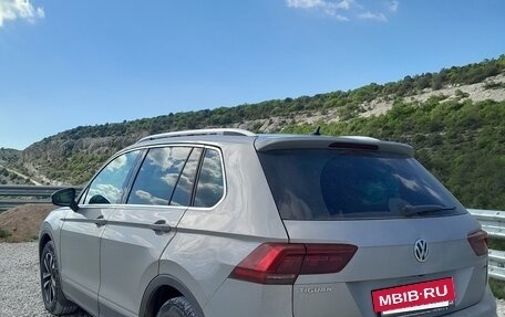 Volkswagen Tiguan II, 2019 год, 2 300 000 рублей, 6 фотография
