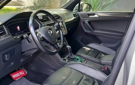 Volkswagen Tiguan II, 2019 год, 2 300 000 рублей, 8 фотография