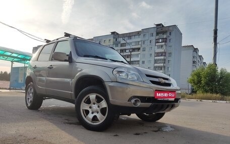 Chevrolet Niva I рестайлинг, 2011 год, 450 000 рублей, 1 фотография