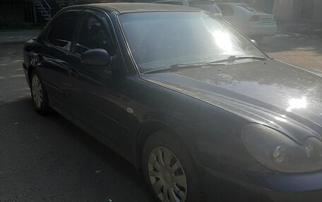 Hyundai Sonata IV рестайлинг, 2005 год, 210 000 рублей, 1 фотография