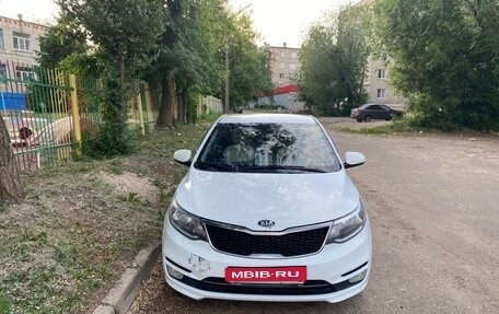 KIA Rio III рестайлинг, 2016 год, 800 000 рублей, 1 фотография