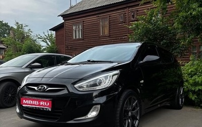 Hyundai Solaris II рестайлинг, 2013 год, 870 000 рублей, 1 фотография