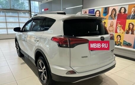Toyota RAV4, 2019 год, 2 599 000 рублей, 7 фотография