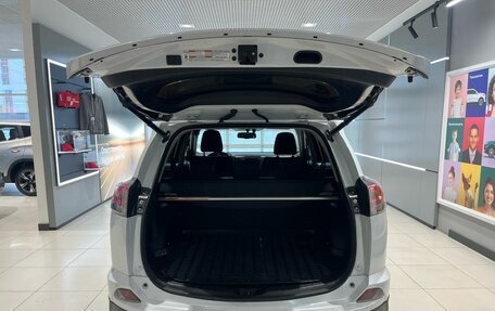 Toyota RAV4, 2019 год, 2 599 000 рублей, 8 фотография