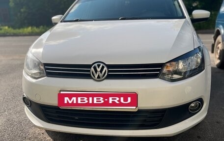 Volkswagen Polo VI (EU Market), 2013 год, 890 000 рублей, 3 фотография