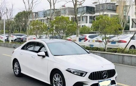 Mercedes-Benz A-Класс, 2021 год, 1 380 000 рублей, 3 фотография