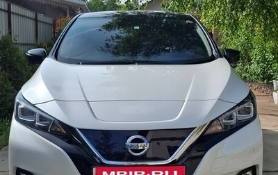 Nissan Leaf II, 2019 год, 2 120 000 рублей, 1 фотография