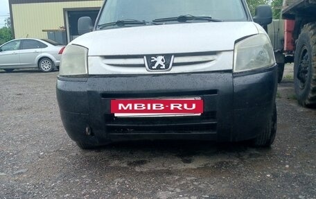Peugeot Partner II рестайлинг 2, 2010 год, 275 000 рублей, 2 фотография