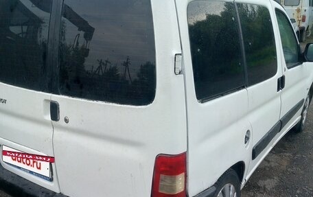 Peugeot Partner II рестайлинг 2, 2010 год, 275 000 рублей, 4 фотография