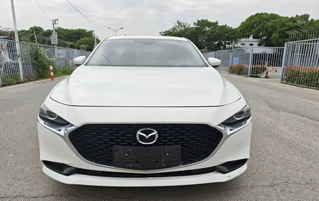 Mazda 3, 2021 год, 1 500 000 рублей, 2 фотография