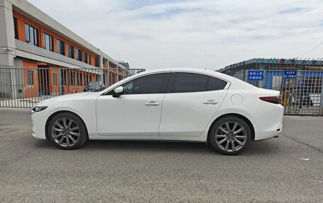 Mazda 3, 2021 год, 1 500 000 рублей, 4 фотография
