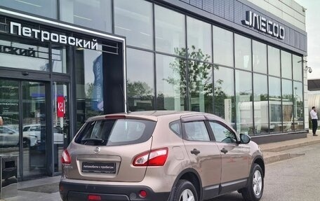Nissan Qashqai, 2011 год, 1 050 000 рублей, 6 фотография