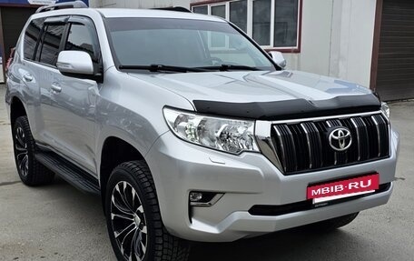 Toyota Land Cruiser Prado 150 рестайлинг 2, 2018 год, 3 999 999 рублей, 4 фотография