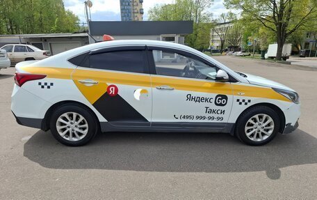 Hyundai Solaris II рестайлинг, 2018 год, 1 100 000 рублей, 2 фотография