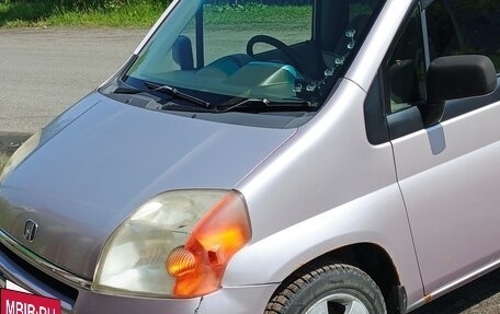 Honda Mobilio I, 2002 год, 420 000 рублей, 2 фотография
