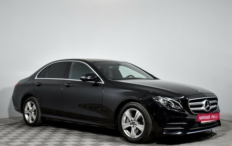 Mercedes-Benz E-Класс, 2020 год, 3 300 000 рублей, 3 фотография