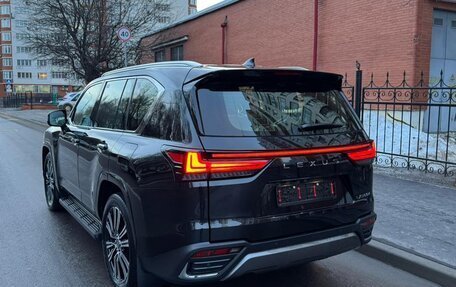 Lexus LX, 2024 год, 15 400 000 рублей, 3 фотография