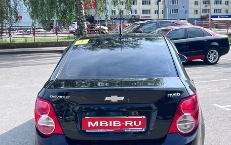 Chevrolet Aveo III, 2013 год, 800 000 рублей, 4 фотография