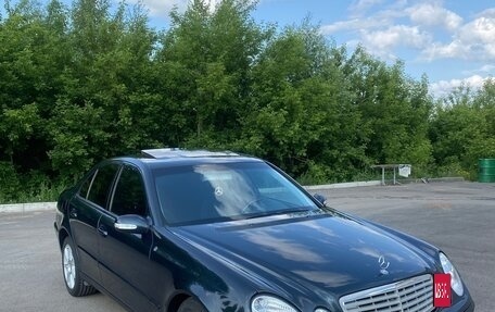 Mercedes-Benz E-Класс, 2002 год, 850 000 рублей, 1 фотография
