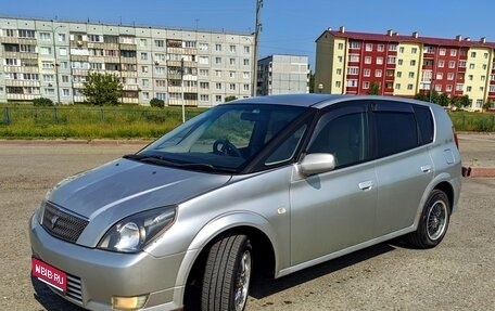 Toyota Opa I рестайлинг, 2002 год, 550 000 рублей, 1 фотография