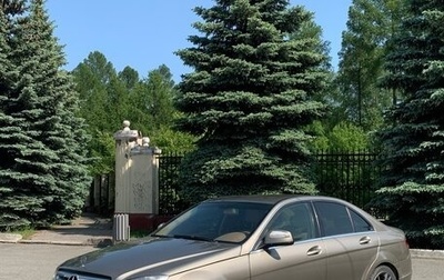 Mercedes-Benz C-Класс, 2008 год, 1 100 000 рублей, 1 фотография