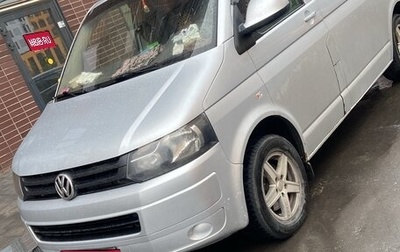 Volkswagen Caravelle T5, 2012 год, 1 550 000 рублей, 1 фотография