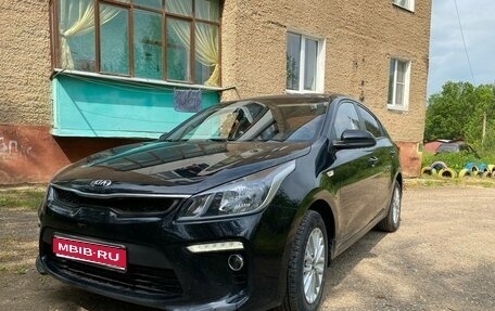 KIA Rio IV, 2018 год, 1 250 000 рублей, 1 фотография