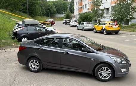 Hyundai Solaris II рестайлинг, 2015 год, 740 000 рублей, 5 фотография