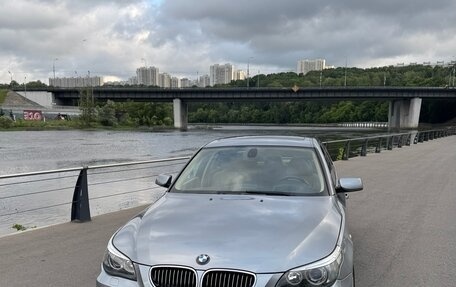 BMW 5 серия, 2005 год, 1 350 000 рублей, 3 фотография