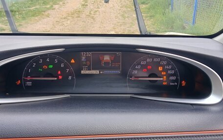 Toyota Sienta II, 2019 год, 1 350 000 рублей, 8 фотография