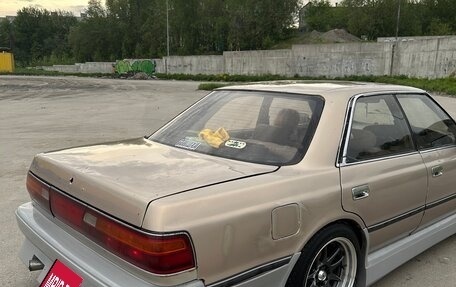 Toyota Chaser IV, 1992 год, 415 000 рублей, 2 фотография