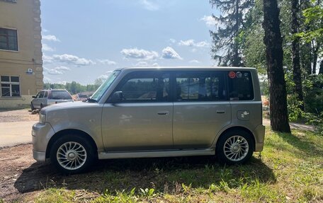 Toyota bB I рестайлинг, 2001 год, 250 000 рублей, 3 фотография