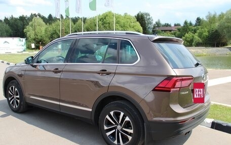 Volkswagen Tiguan II, 2019 год, 2 600 000 рублей, 9 фотография