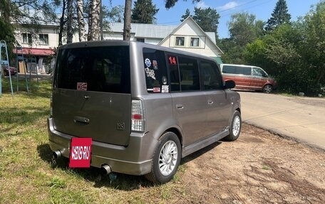 Toyota bB I рестайлинг, 2001 год, 250 000 рублей, 5 фотография