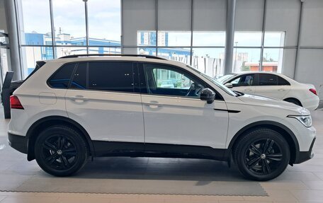 Volkswagen Tiguan II, 2021 год, 3 242 000 рублей, 4 фотография