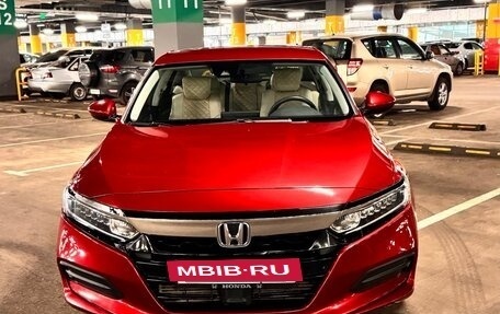 Honda Accord IX рестайлинг, 2017 год, 1 800 000 рублей, 3 фотография