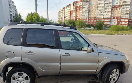Chevrolet Niva I рестайлинг, 2011 год, 450 000 рублей, 4 фотография