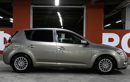 KIA cee'd I рестайлинг, 2010 год, 798 000 рублей, 4 фотография