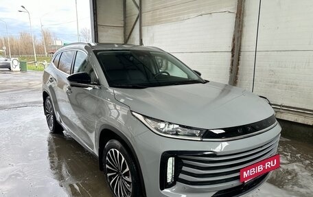 CheryExeed TXL, 2022 год, 1 800 000 рублей, 3 фотография
