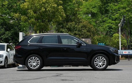 Volkswagen Touareg III, 2024 год, 8 140 000 рублей, 6 фотография
