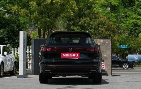 Volkswagen Touareg III, 2024 год, 8 140 000 рублей, 5 фотография