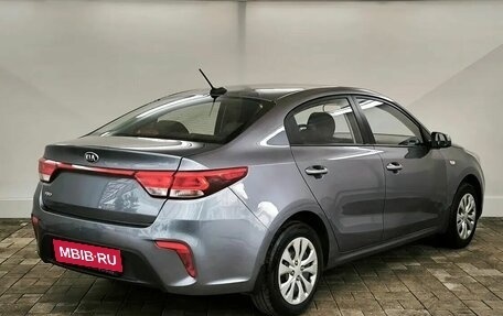 KIA Rio IV, 2018 год, 949 000 рублей, 4 фотография