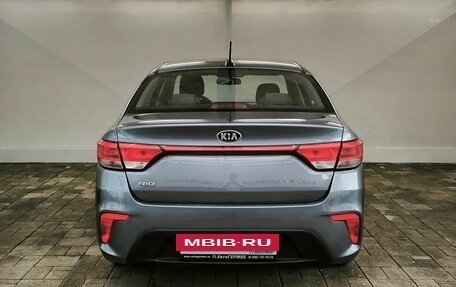 KIA Rio IV, 2018 год, 949 000 рублей, 3 фотография