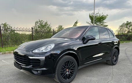 Porsche Cayenne III, 2017 год, 5 850 000 рублей, 2 фотография