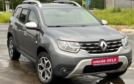 Renault Duster, 2021 год, 1 950 000 рублей, 2 фотография