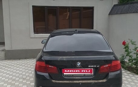 BMW 5 серия, 2015 год, 1 400 000 рублей, 3 фотография