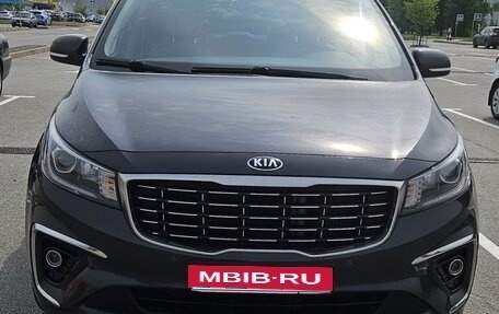 KIA Carnival III, 2019 год, 2 850 000 рублей, 1 фотография