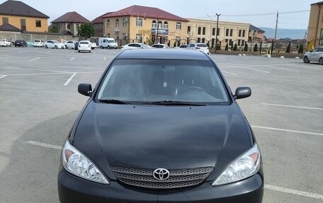 Toyota Camry V40, 2003 год, 900 000 рублей, 1 фотография
